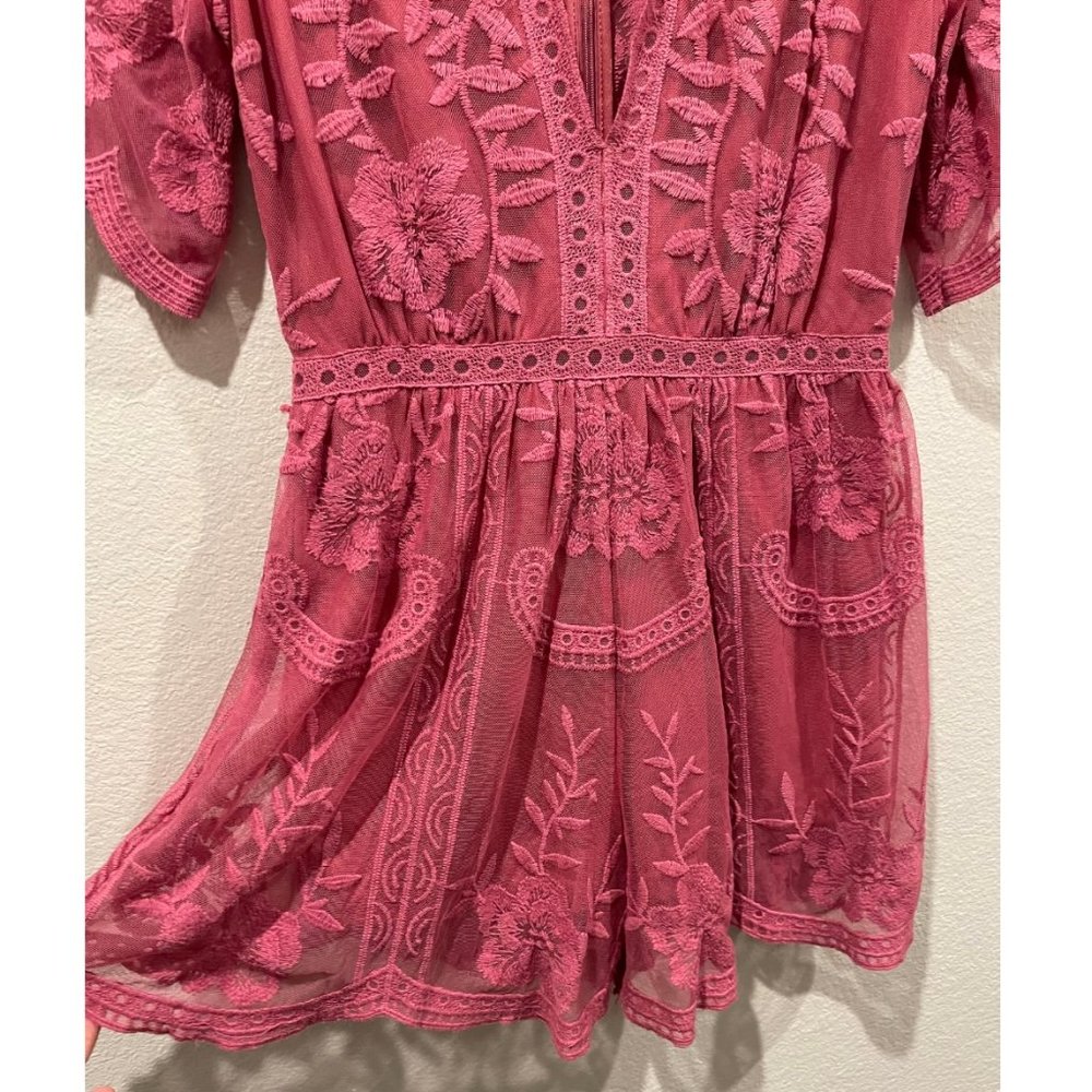 HONEY PUNCH Raspberry Lace Romper - Picture 5 of 7